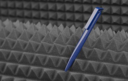 Ручка шариковая TRIAS CARBON, белый