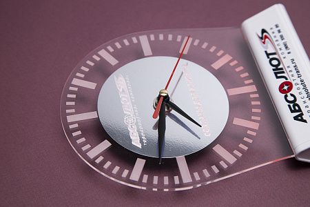 Настольная подставка с внешним аккумулятором, календарем или часами
