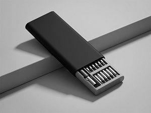 Отвертка с набором из 24 насадок «Bits»